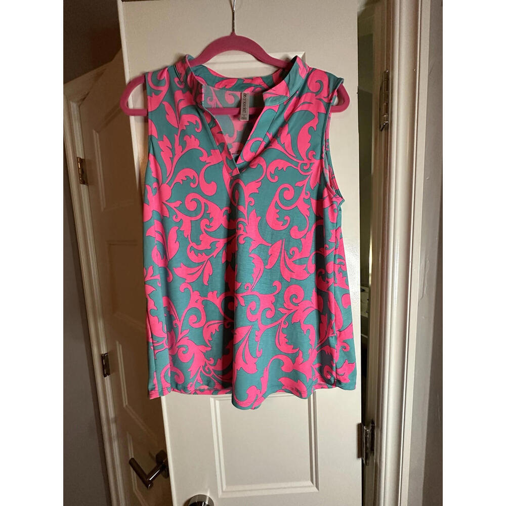 NWOT Dear Scarlett Tank Pink And Teal Floral Size Large